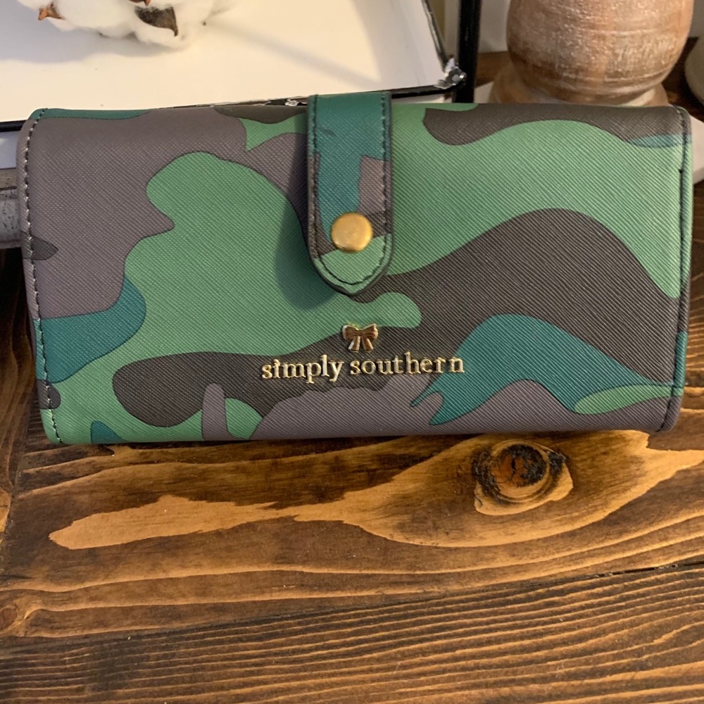 Simply Southern Wallet